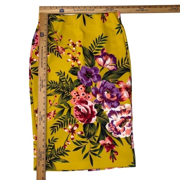 ECI New York Women's Elastic Waist Pull on Floral Midi Length Skirt Size Small - Picture 8 of 8